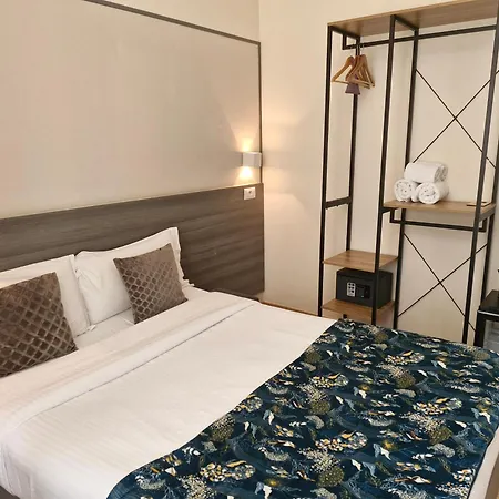 Отель Boutique Neptune