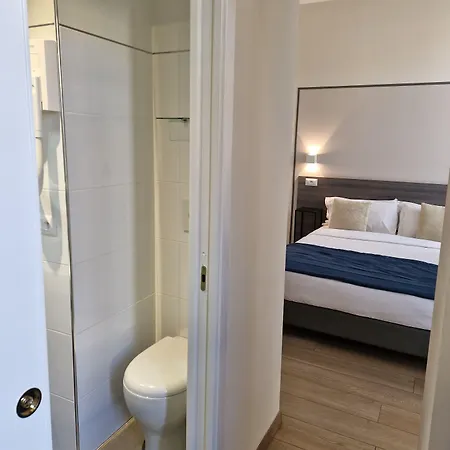 Boutique Neptune Отель Ницца