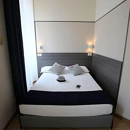 Boutique Neptune Hotel 2*