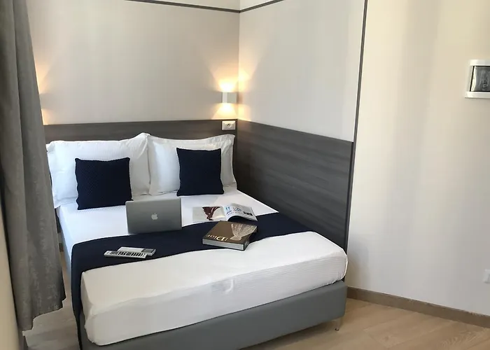 Boutique Neptune 2*