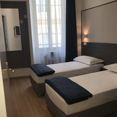 Boutique Neptune 3* Nice