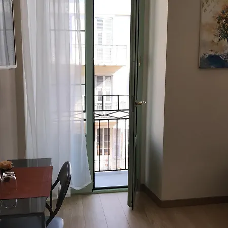 Boutique Neptune Отель Ницца